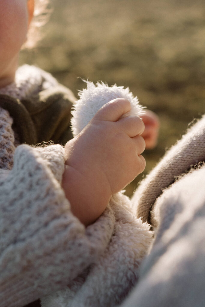 baby handje - motherhood shoot 